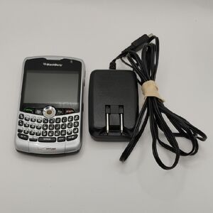 BlackBerry Curve 8330 In Silver (Verizon) Used w/ Charger